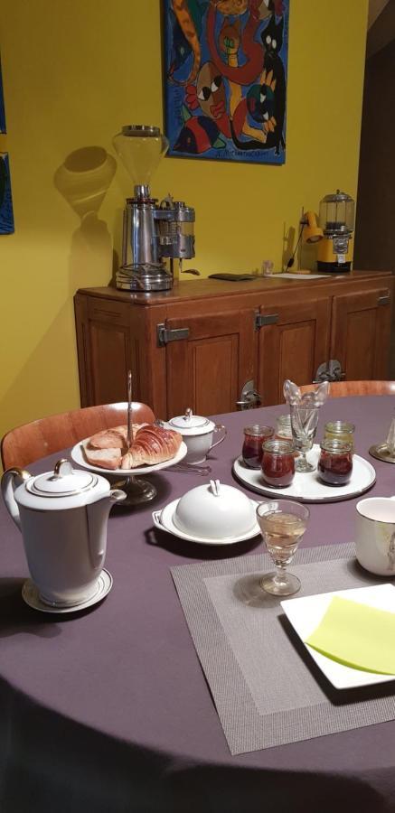 Natangora Bed & Breakfast Marcillac-Vallon ภายนอก รูปภาพ